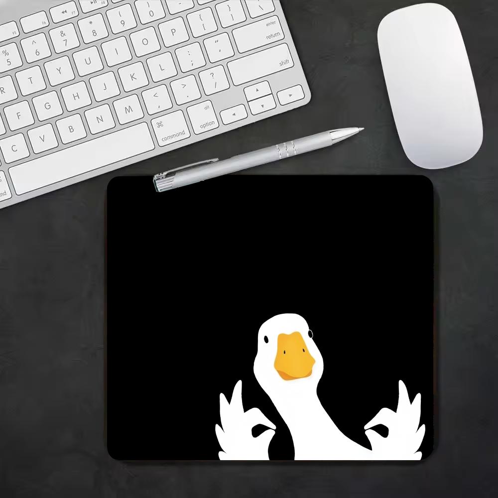 Cute White Goose  Pattern Smal - đánh giá và giá Home Office Background
